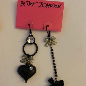 betsey johnson earrings